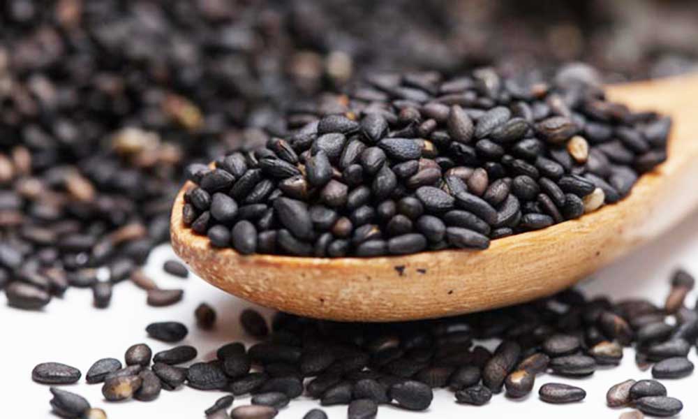 काले तिल के चमत्कारिक उपाय